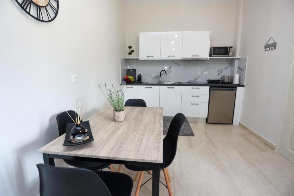 Kouros Apartments Litheres Eksteriør bilde